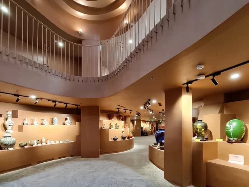 Explore Bat Trang Pottery Village: A Timeless Vietnamese Craft