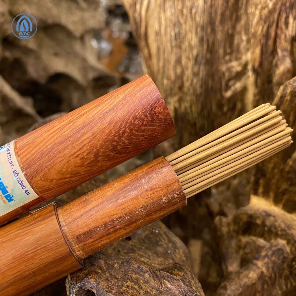 Premium Agarwood Incense Sticks Gift Box - Natural Fragrance